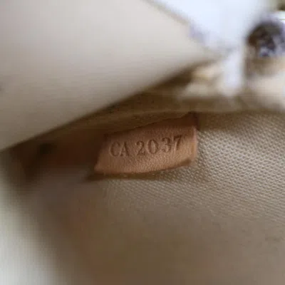 Pre-owned Louis Vuitton Pochette Accessoires White Canvas Clutch Bag ()
