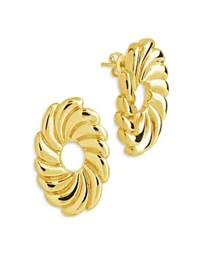 Sterling Forever Gold-tone Or Silver-tone Round Scalloped Moulinet Studs In Gold