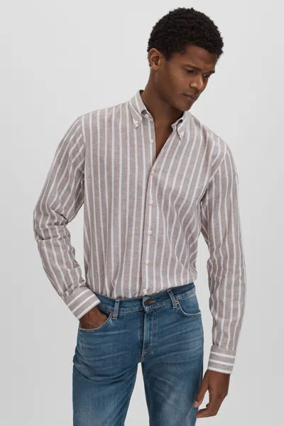 Shop Oscar Jacobson Cotton-linen Striped Shirt In Beige