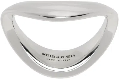 Shop Bottega Veneta Silver Band Ring In 8117 Silver
