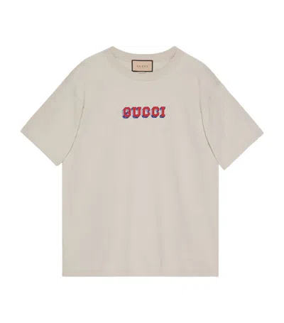 Shop Gucci Cotton Logo T-shirt In Neutrals