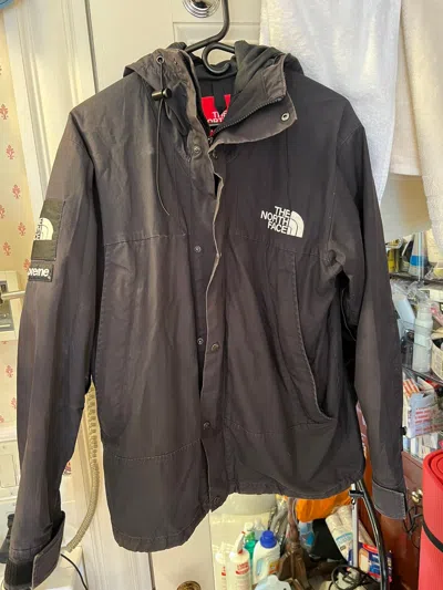 Pre-owned Supreme X The North Face Waxed Cotton Mountain Jacket In Black