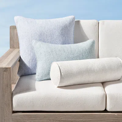 Frontgate Vista Boucle Indoor/outdoor Pillow In Vista Boucle Air Blue