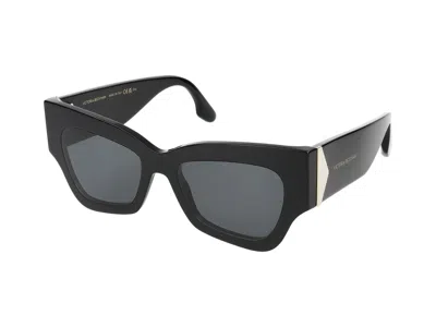 Shop Victoria Beckham Sunglasses In Black