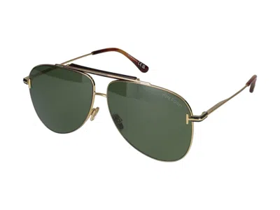 Shop Tom Ford Sunglasses In Gold Load Glossy/green