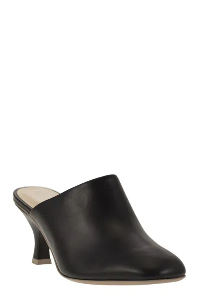 Shop Tod's Leather Sabot In Black