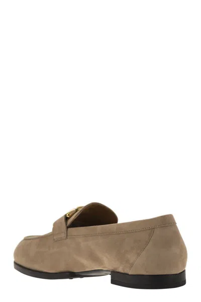 Shop Tod's Moccasin In Nubuck With Metal Chain In Beige