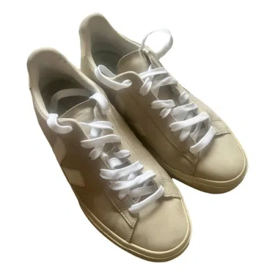 Pre-owned Veja Leather Trainers In Beige