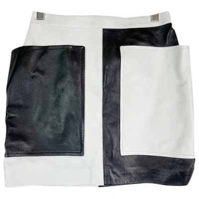 Pre-owned Burberry Leather Mini Skirt In Black