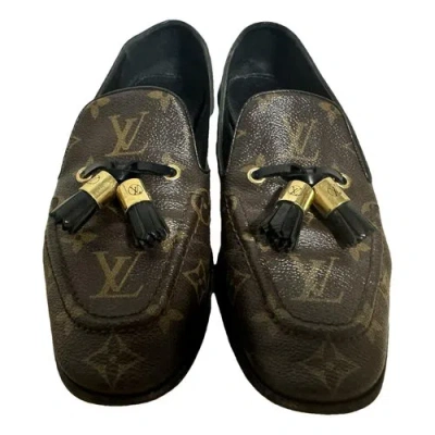 Pre-owned Louis Vuitton Upper Case Leather Flats In Brown