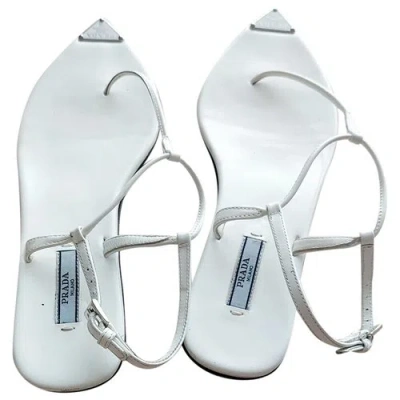 Pre-owned Prada Leather Flip Flops In White