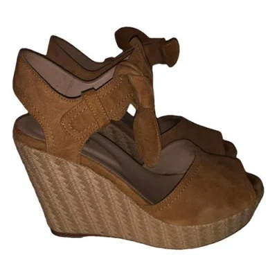 Pre-owned Claudie Pierlot Sandals In Camel