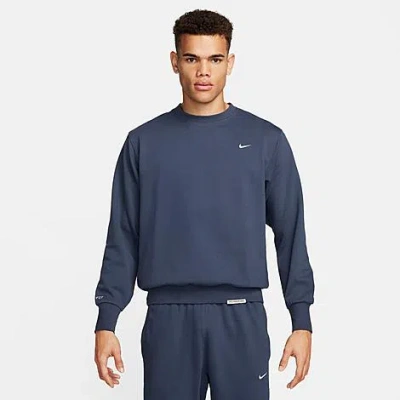 Shop Nike Men's Dri-fit Standard Issue Crewneck Sweatshirt In Thunder Blue/pale Ivory