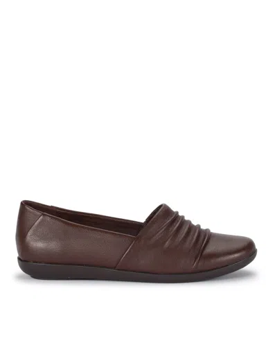 Baretraps Piper Ruched Flat In Light Gold