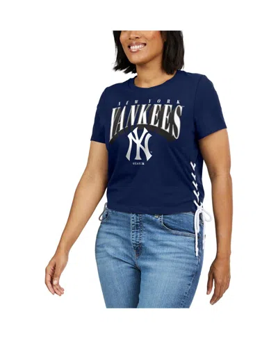 Wear By Erin Andrews Women's  Navy New York Yankees Side Lace-up Cropped T-shirt In Navy