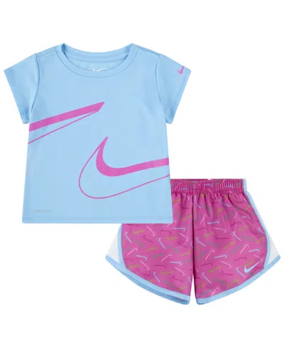 Shop Nike Toddler Girls Dri-fit Swoosh Logo Short Sleeve Tee And Printed Shorts Set In Playful Pink