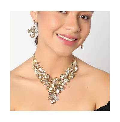 Sohi Women's Gold Teardrop Cluster Necklace And Earrings (set Of 2) In Gold