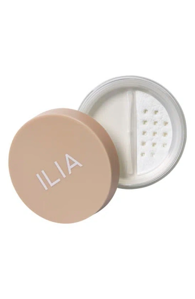Ilia Poudre De Finition Floue Fade Into You 0.32 oz/ 9 G In Translucent