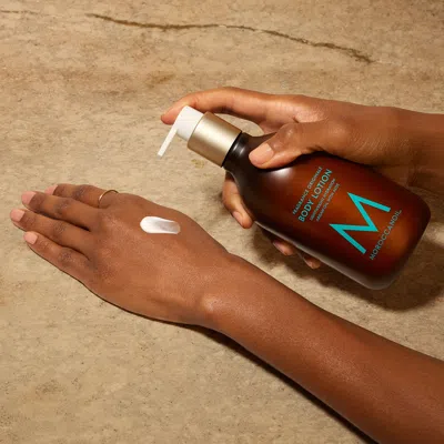 Moroccanoil Body Lotion Moisturizer Fragrance Originale 12.2 oz/ 360 ml In Fragrance Originale - Amber, Magnolia, Woods