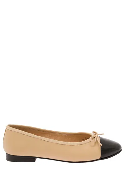 Shop Jeffrey Campbell Beige Ballet Flats With Contrasting Toe And Bow In Leather Woman