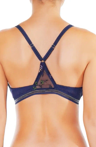 Huit Insouciante Embroidered Mesh Bra In Marine