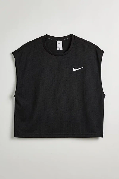 Shop Nike Uo Exclusive Cropped Swim Shirt Top In Black, Men's At Urban Outfitters