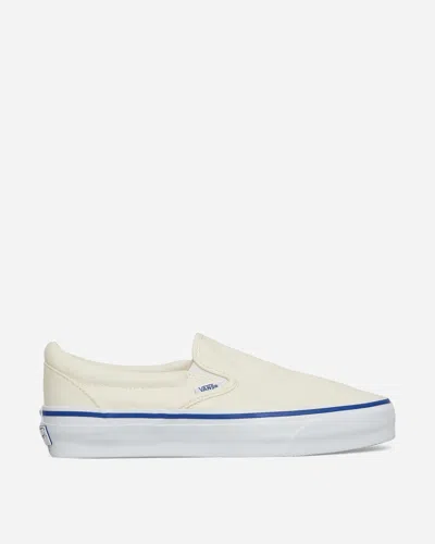 Shop Vans Slip-on Reissue 98 Lx Sneakers Off White In Grey