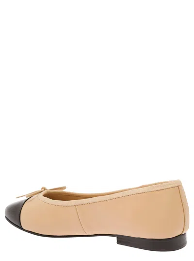 Shop Jeffrey Campbell Beige Ballet Flats With Contrasting Toe And Bow In Leather Woman