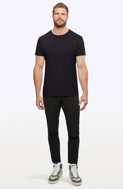 Cuts Ao Forever T-shirt In Black