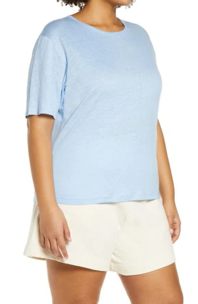 Shop Vince Relaxed Linen Crewneck T-shirt In Light Cerulean