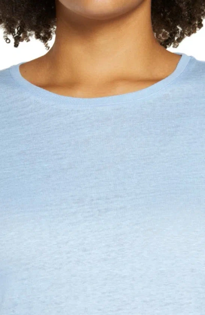 Vince Relaxed Linen Crewneck T-shirt In Light Cerulean