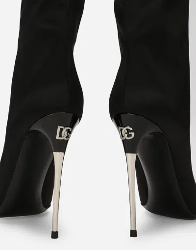 Dolce & Gabbana Logo-plaque Leather Boots In Black