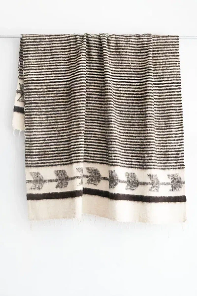 Shop The Global Trunk Traditional Momo Blanket