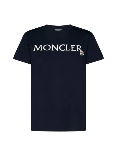 Shop Moncler T-shirt In Blu