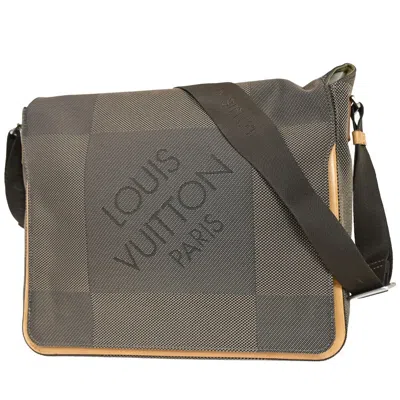 Pre-owned Louis Vuitton Messenger Canvas Shoulder Bag () In Green