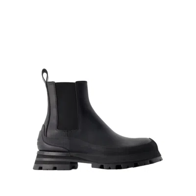 Shop Alexander Mcqueen Wander Ankle Boots - Calfskin - Black