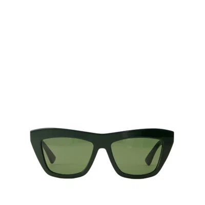 Shop Bottega Veneta Sunglasses - Green In Black