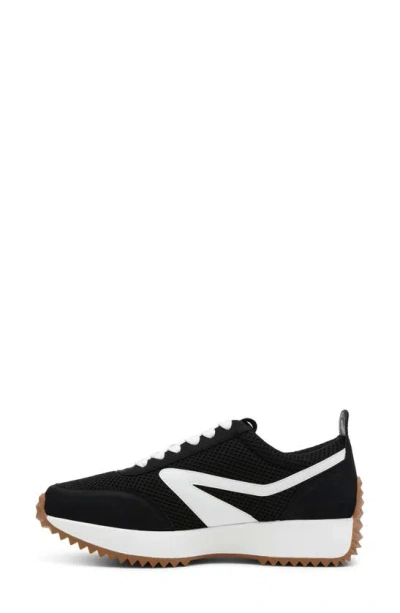 Dolce Vita Bynx Sneaker In Black White