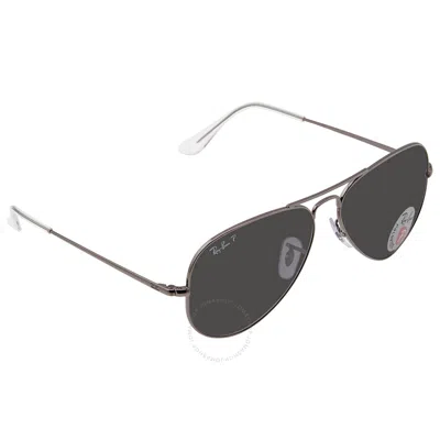 Shop Ray Ban Aviator Metal Ii Polarized Black Aviator Unisex Sunglasses Rb3689 004/48 58 In Black / Gun Metal / Gunmetal