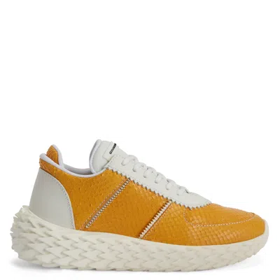 Giuseppe Zanotti Urchin Snakeskin-effect Sneakers In Yellow