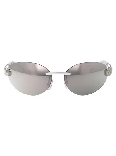 Shop Gcds Sunglasses In 24c Bianco/altro/fumo Specchiato