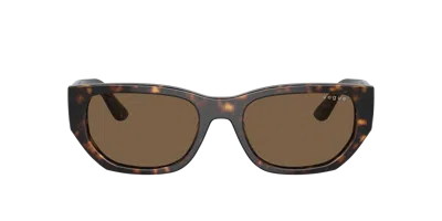 Shop Vogue Eyewear Woman Sunglass Vo5586s In Dark Brown