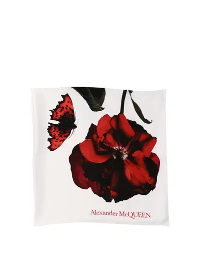 Shop Alexander Mcqueen Alexander Mc Queen "shadow Rose" Silk Scarf In 白色的