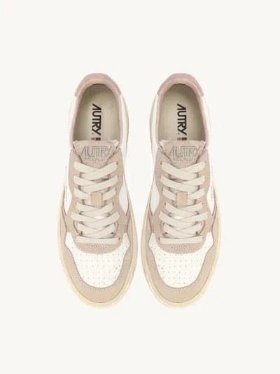 Shop Autry Medalist Low Sneakers In White Canvas And Pink Leather