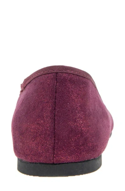 Reaction Kenneth Cole Elstree Bow Flat In Burgundy Microsuede