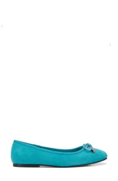 Reaction Kenneth Cole Elstree Bow Flat In Teal Micro