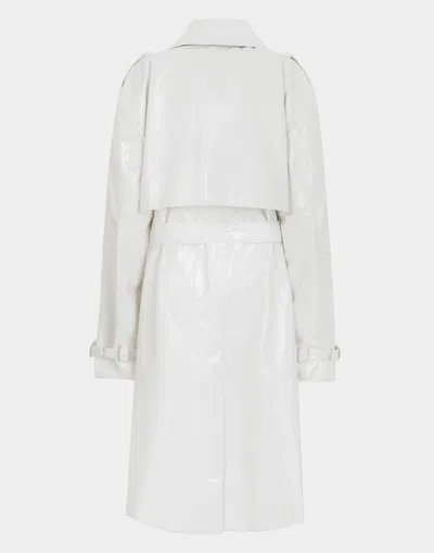 Dolce & Gabbana Belted Patent-finish Trench Coat In ホワイト