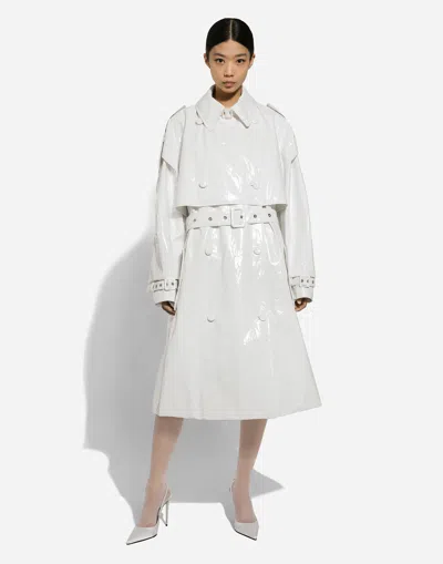 Dolce & Gabbana Belted Patent-finish Trench Coat In ホワイト