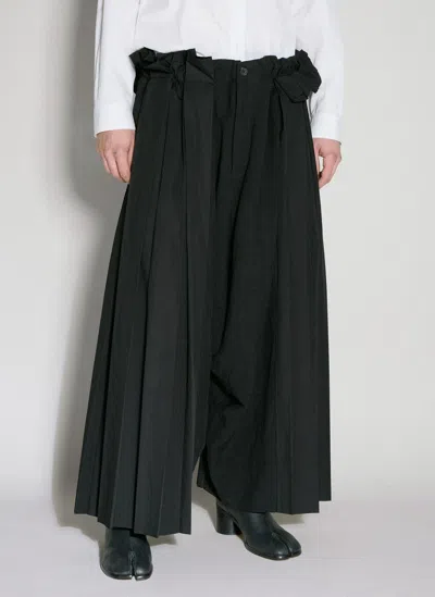 Shop Yohji Yamamoto Sarouel Pleated Pants In Black