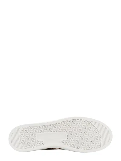 Gucci Beige And White Skeakers With Logo Detail In Gg Supreme Canvas Woman In Animal Print